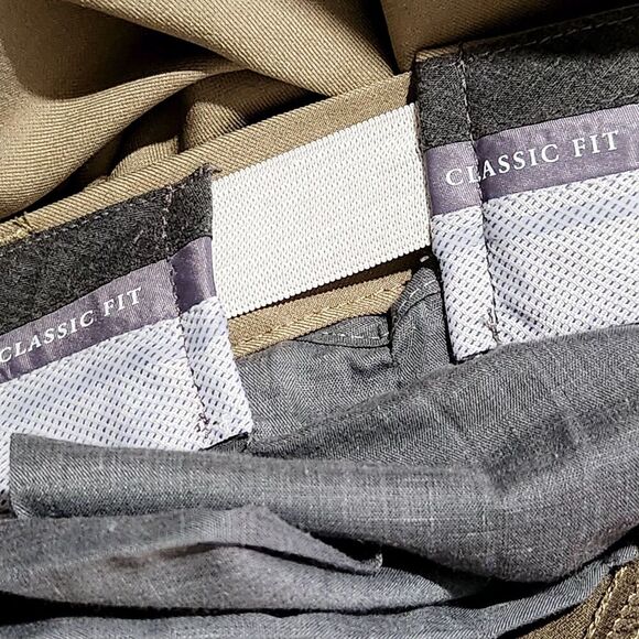 Haggar Dress Pants Mens Size 40x29 Pleated Khaki Color Expandable Waist Band - Picture 8 of 12